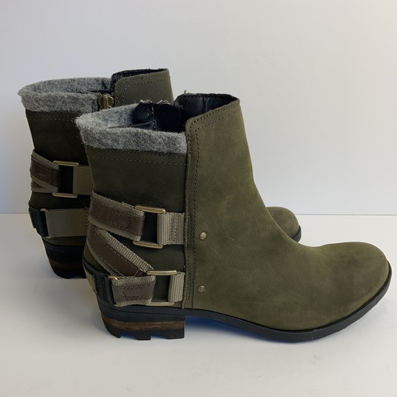 Sorel | Lolla Leather Waterproof Boots Peat Moss Green Olive - Picture 3 of 16
